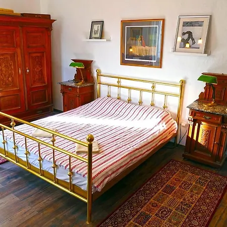Stylish Flat In Old Town Heart Apartment